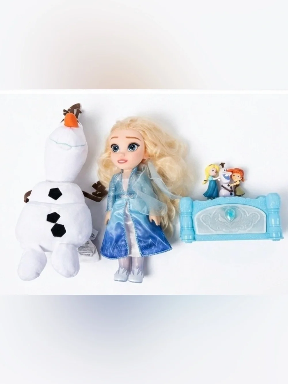 Blue Elsa Style Fashion Doll, Olaf and Frozen music box
